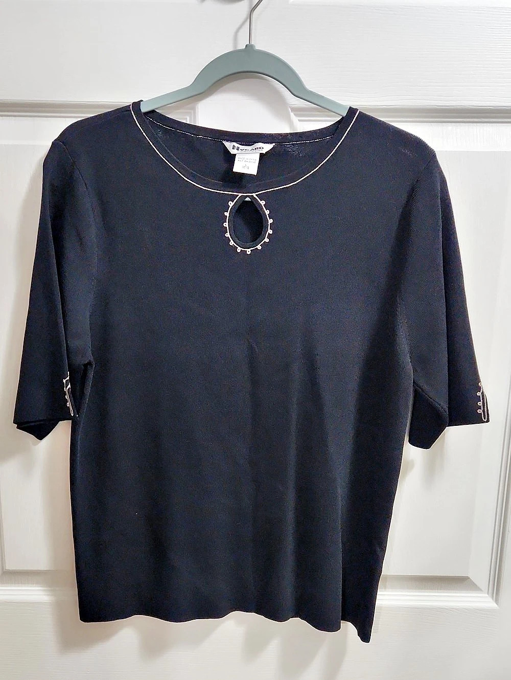 Nygard Collection Embellished Black Top Size Large Like New